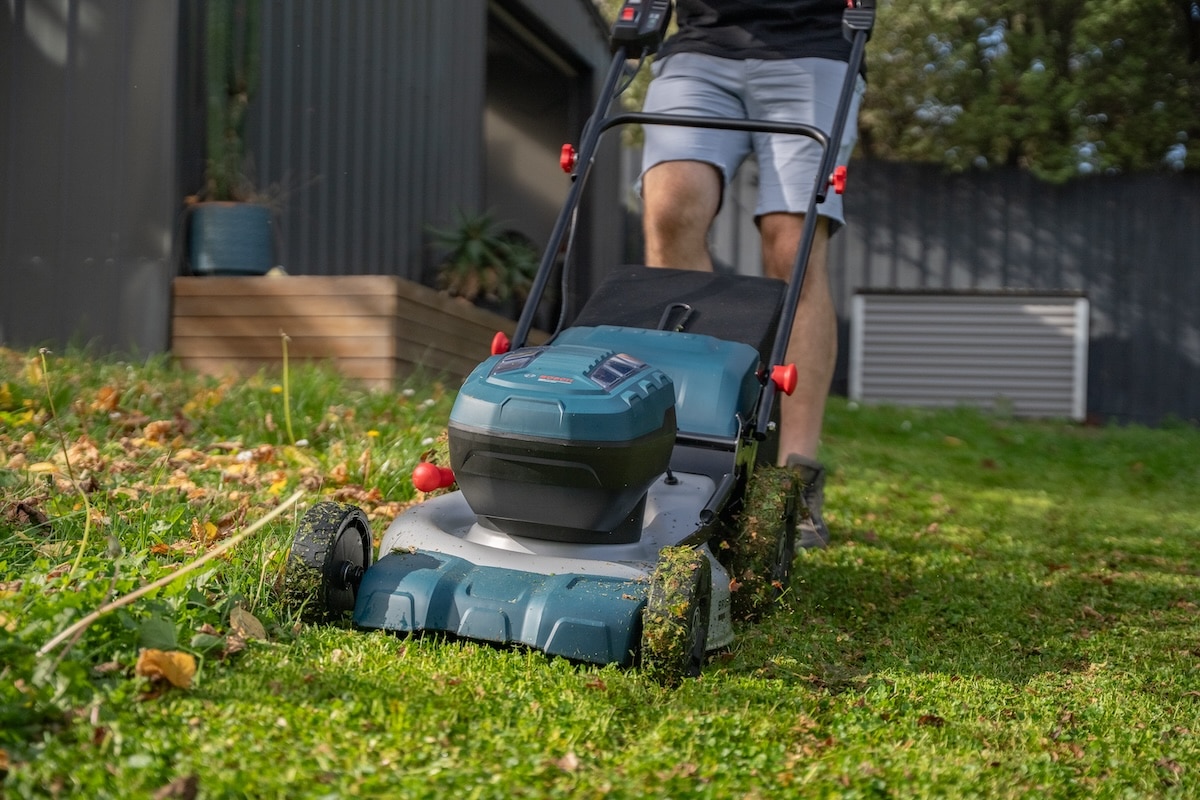 Bosch Pro Lawnmower