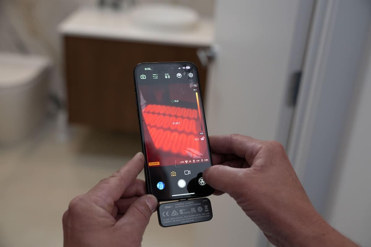 Smartphone thermal camera