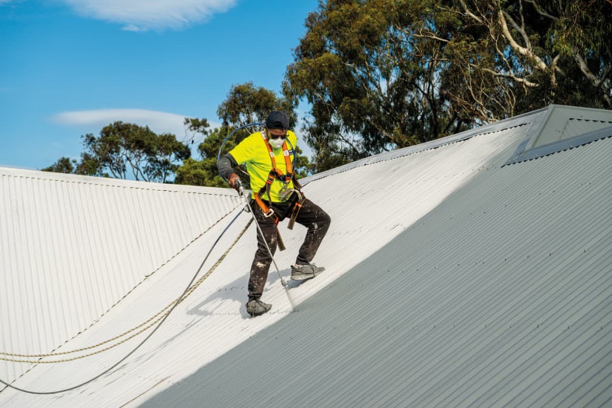 Dulux Acratex Metal Roof Renew: Practical painter upskilling